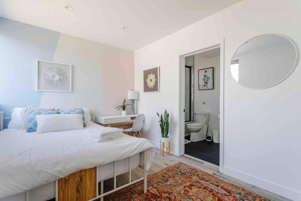 דירות לוס אנג'לס Hollywood Art House With Bright Sunlight מראה חיצוני תמונה